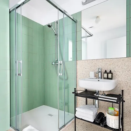 Urban Spaces 7 Victoriei New Building With Parking And Security * Bucharest