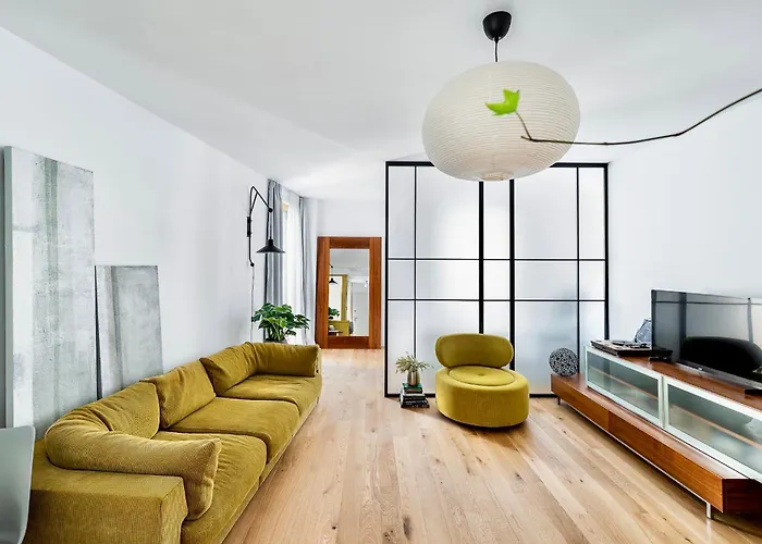 Urban Spaces 7 Victoriei New Building With Parking And Security Apartament