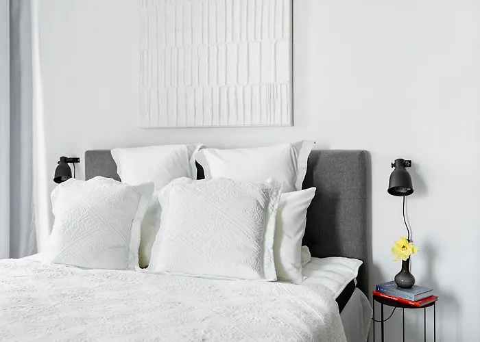 Urban Spaces 7 Victoriei New Building With Parking And Security Lägenhet