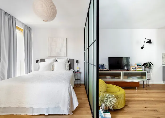 Urban Spaces 7 Victoriei New Building With Parking And Security Apartment *