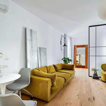 Appartamento Urban Spaces 7 Victoriei New Building With Parking And Security Bucarest